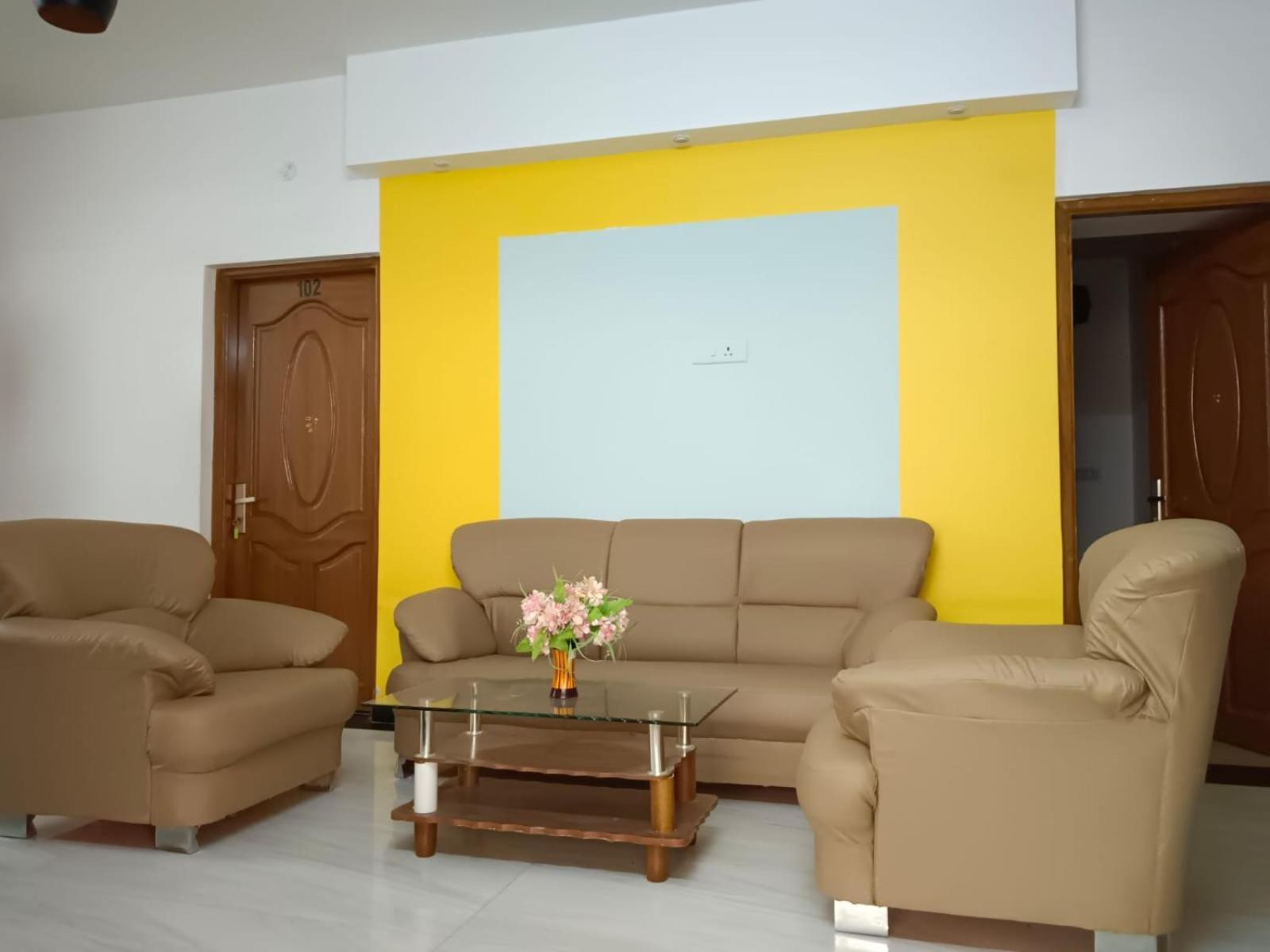 Savi'S Home Stay Ooty Exterior foto